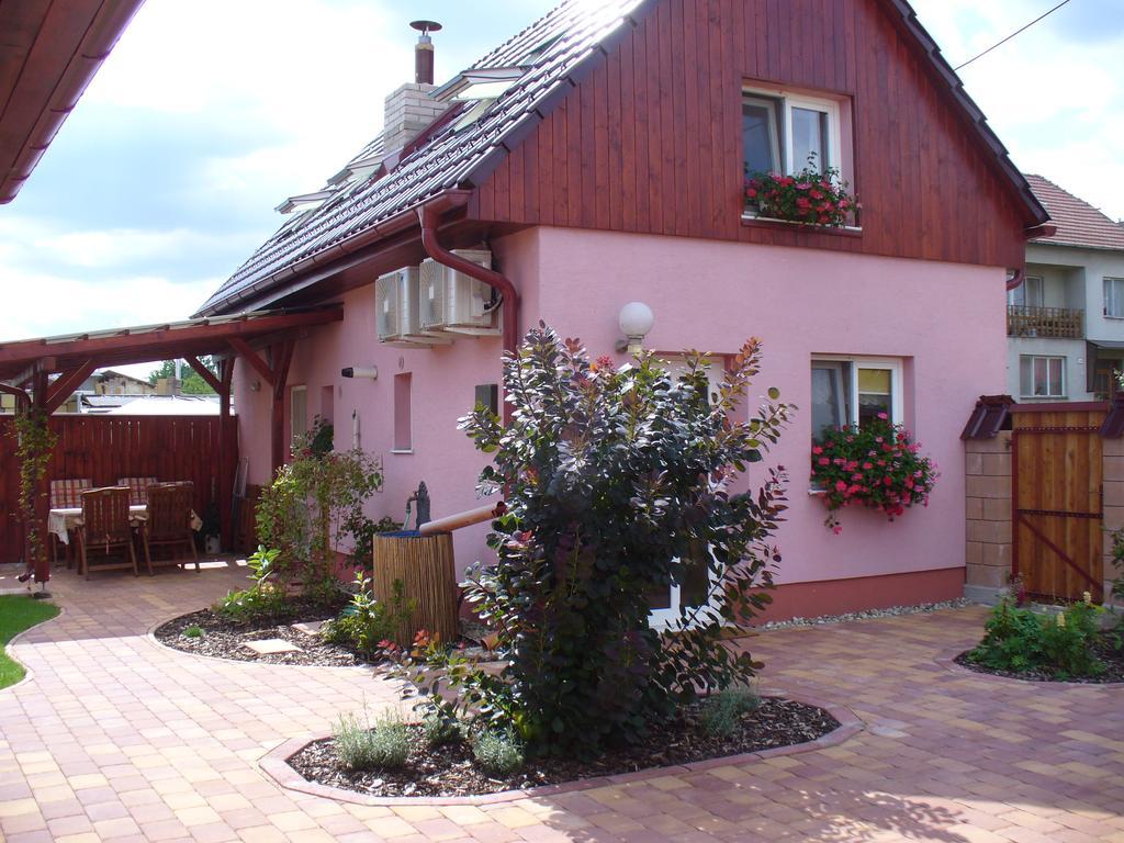 Penzion Jarka Lednice Rom bilde